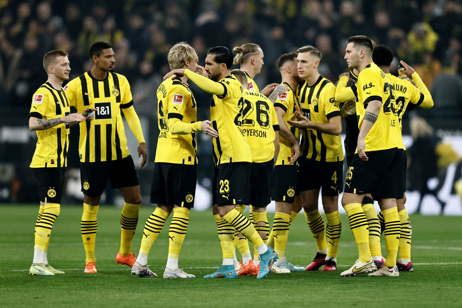 Full Borussia Dortmund squad available to face Chelsea in the Champions ...